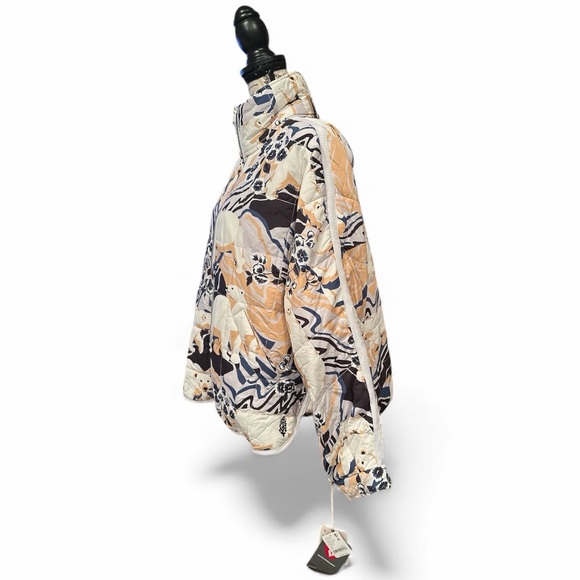 NWT FP Movement Pippa Polar Bear Printed Packable Puffer Jacket | Medium - Picture 5 of 11